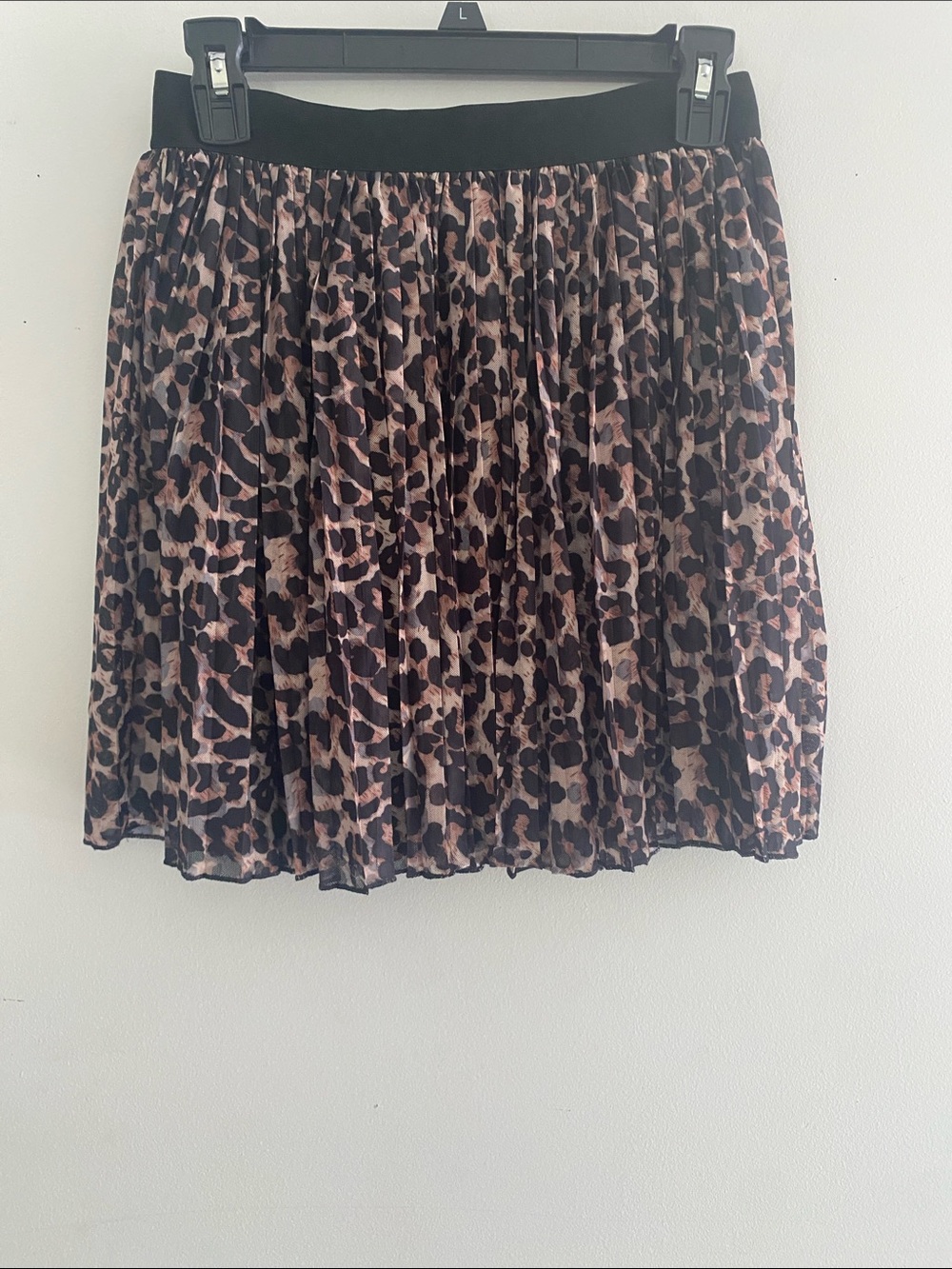 Leopard Print Pleated Mini Skirt - Black and Brown